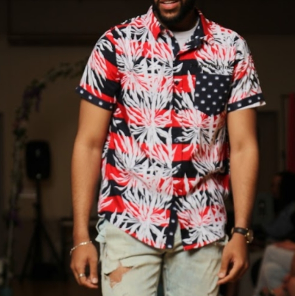 Mens  button-down collar shirt - Picture 2 of 3